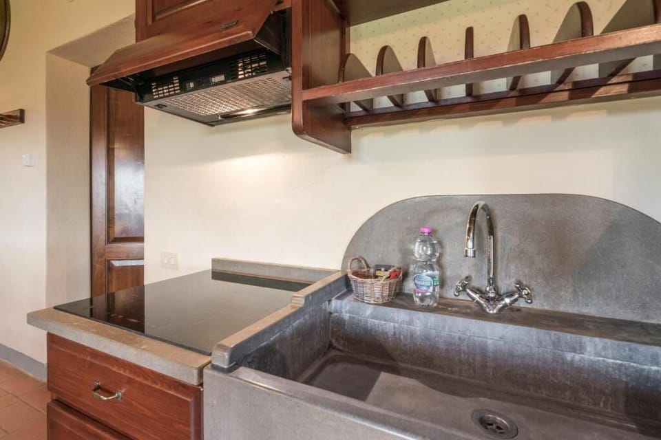 Apartment (SVEVIA) | Private kitchen
