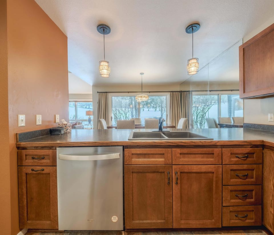 Townhome, Multiple Beds, Patio, Golf View (Meadow Lake Townhouse) | Interior