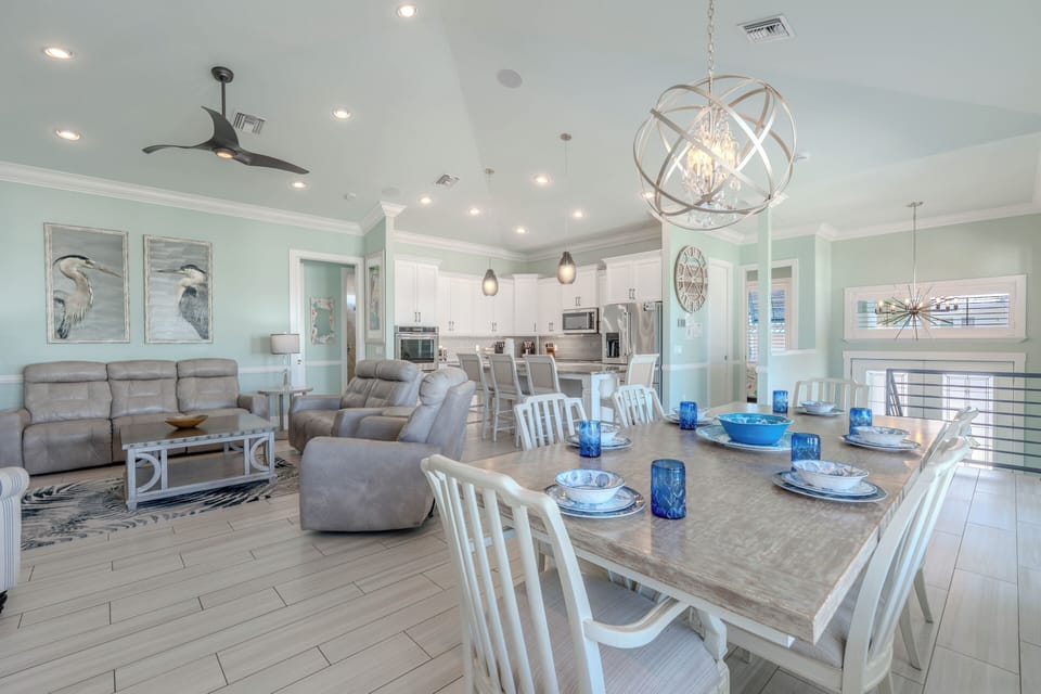 Open Floor Layout Dining Into Living Space