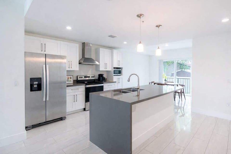 Fully equipped kitchen