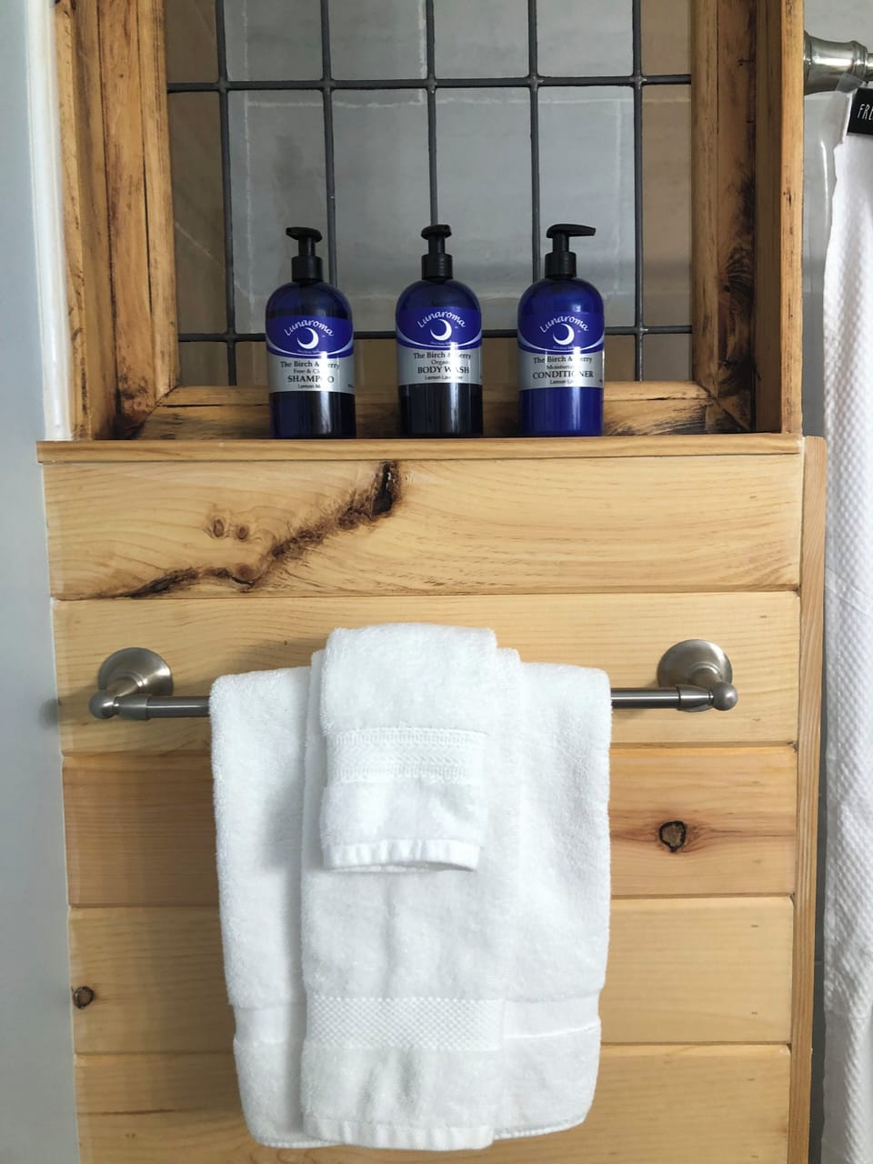 Bathroom amenities