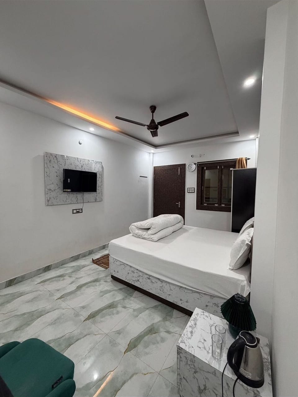 Deluxe Double Room | Free WiFi