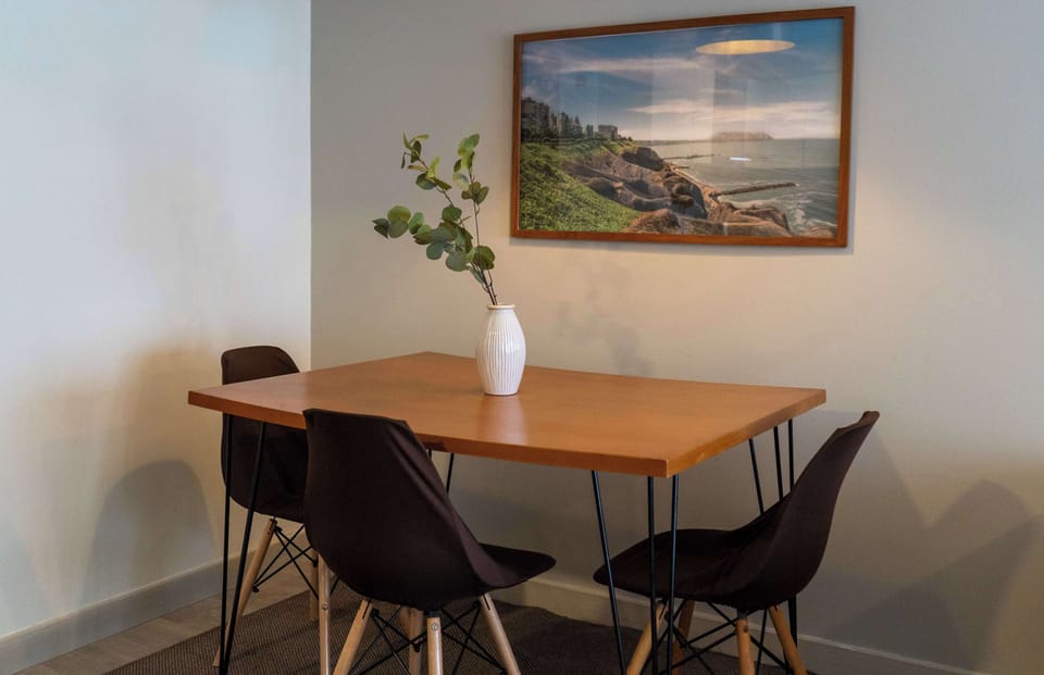 Cozy and comfortable dining room