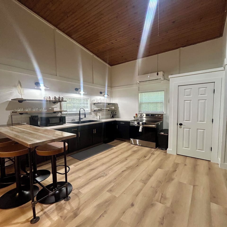 482e895d-49f2-4c70-b697-ec040ab0e446