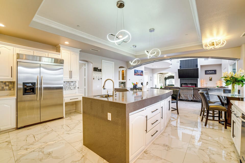 Eat-In Kitchen | Cooking Basics | Single-Serve Coffee Maker | 1st Floor