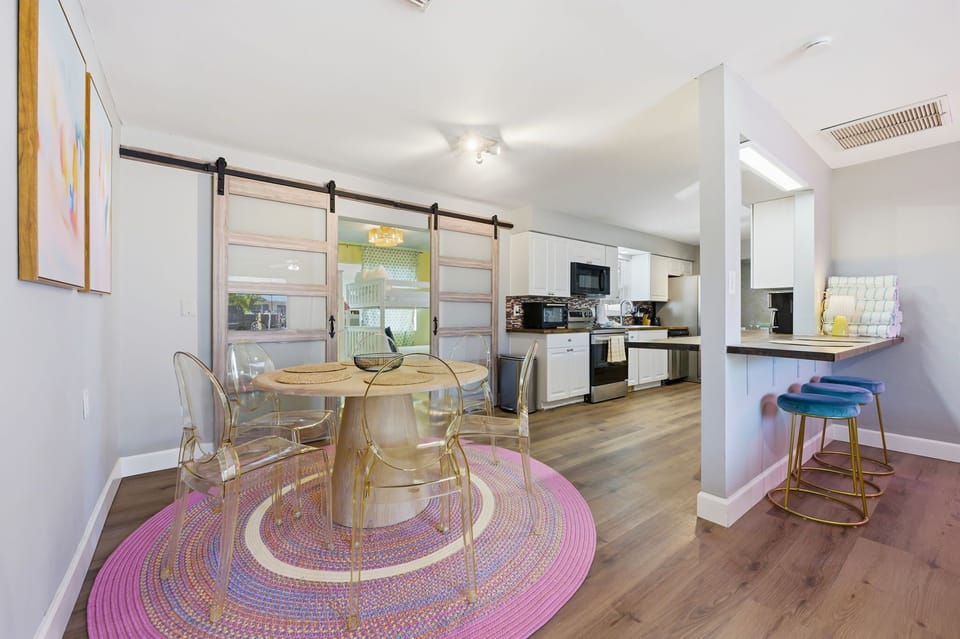 Small space, big flavor. This cozy dining nook is where morning coffee turns into brunch and quick bites turn into long laughs.