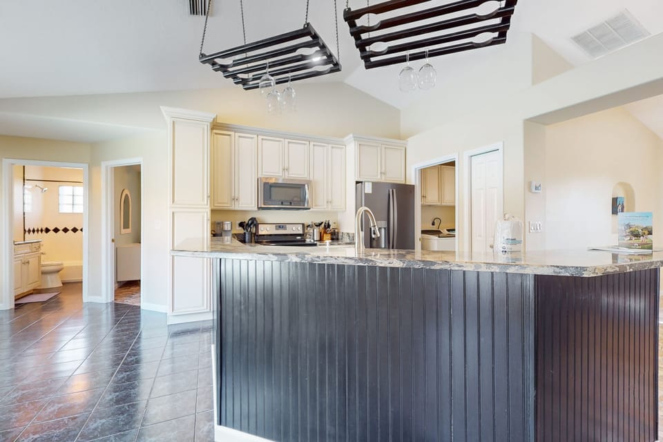 House, Multiple Beds, Pool Access, Pool View (Casa Gemini) | Private kitchen
