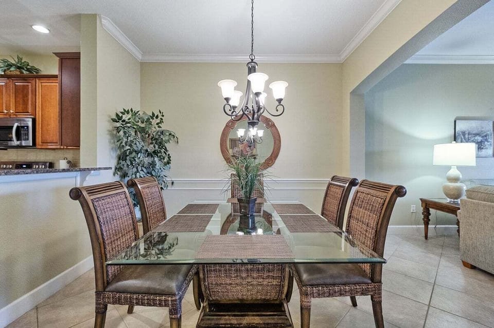 Condo, Multiple Beds, Pool Access, Ocean View (Coastal Breeze) | 3 bedrooms, individually decorated, individually furnished, bed sheets