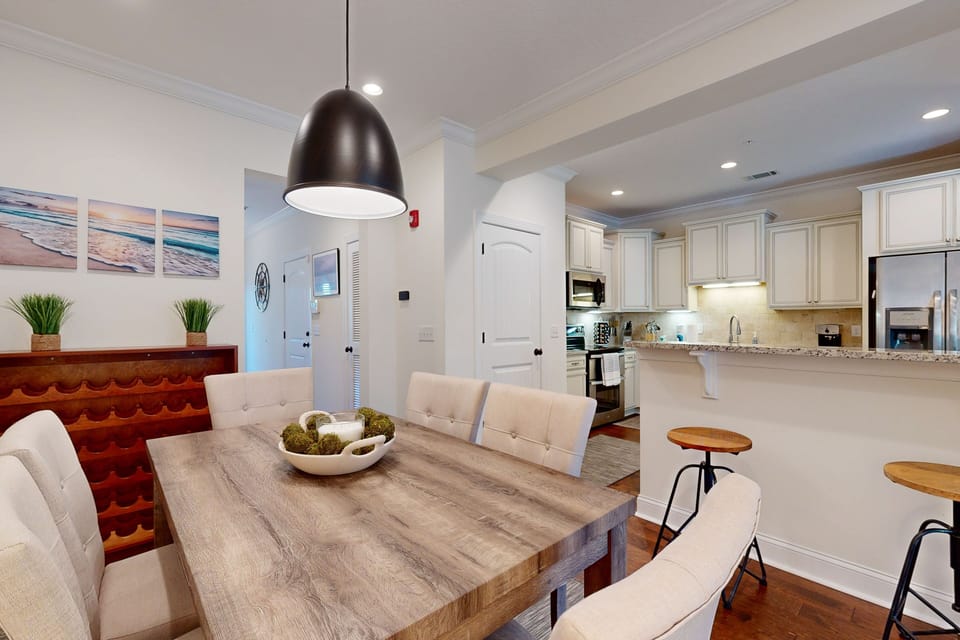 Townhome, Multiple Beds, Patio, Garden View (Mariner's Landing 602) | 3 bedrooms, individually decorated, individually furnished, bed sheets