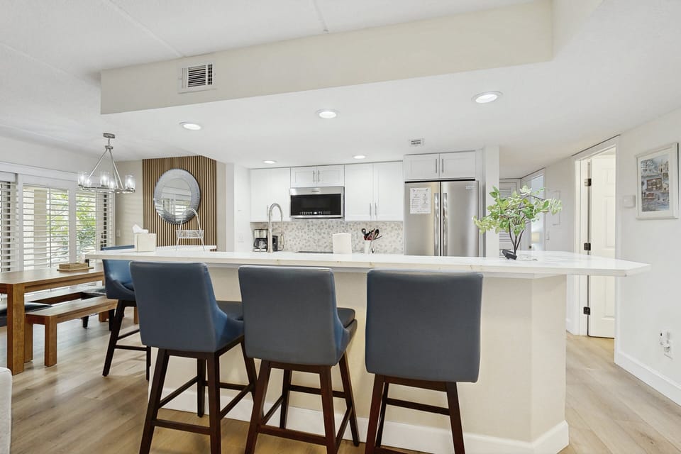 Condo, Multiple Beds, Patio, Garden View (303 Sailmaker) | 3 bedrooms, individually decorated, individually furnished