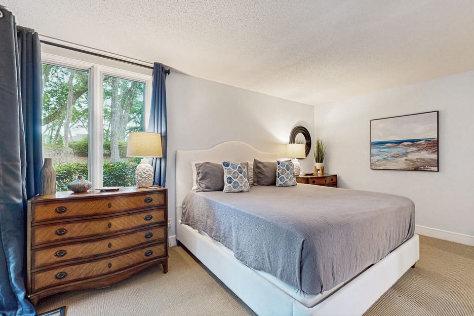 Condo, 1 King Bed with Sofa bed, Pool Access, Pool View (1 Bedroom King Condo - Courtside) | View from room
