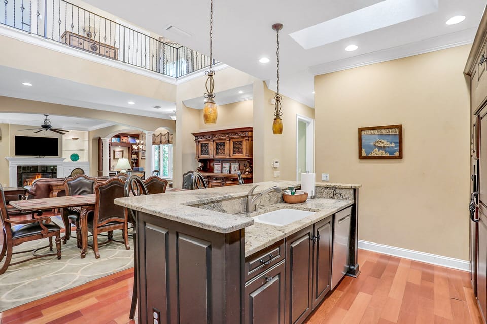 House, Multiple Beds, Pool Access, Pool View ( 47 Beach Walker Road) | Private kitchen