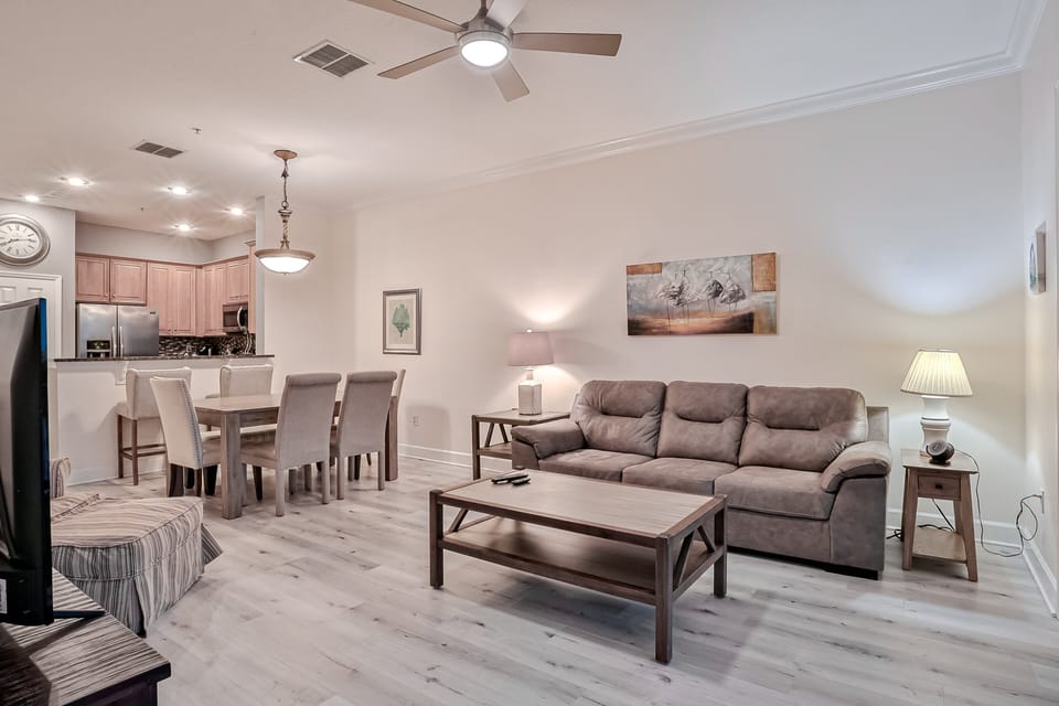 Condo, Multiple Beds, Hot Tub (Beach Retreat) | Living area