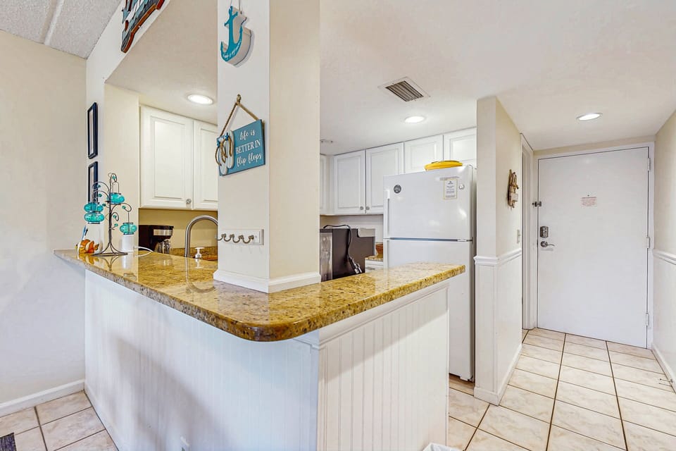 Condo, Multiple Beds, Pool Access, Pool View (St Aug Ocean and Racquet 3114) | Interior