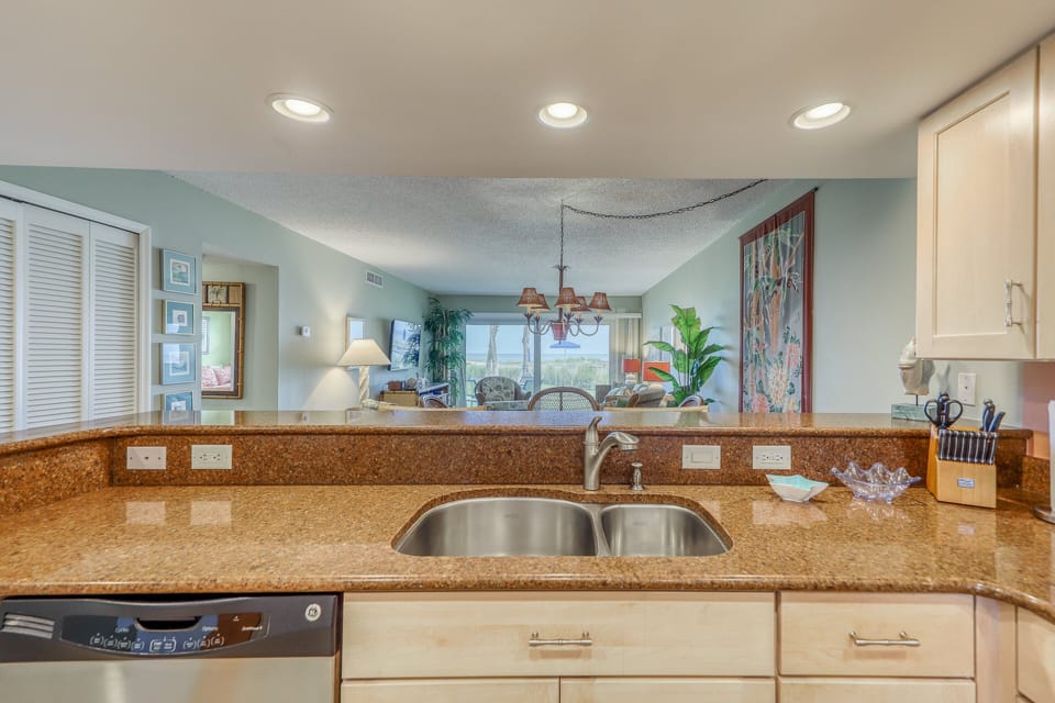 Condo, Multiple Beds, Patio, Ocean View (Crescent Sandpiper 116 Island Life) | Interior