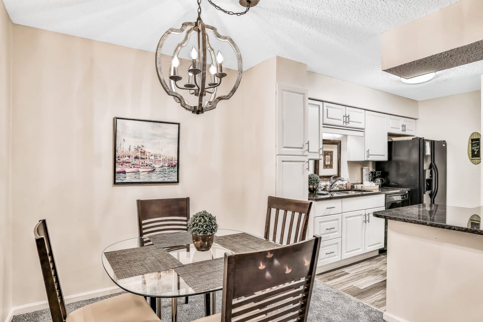 Condo, Multiple Beds, Balcony, Pool View (Forest Ridge 2725) | 2 bedrooms, individually decorated, individually furnished, bed sheets