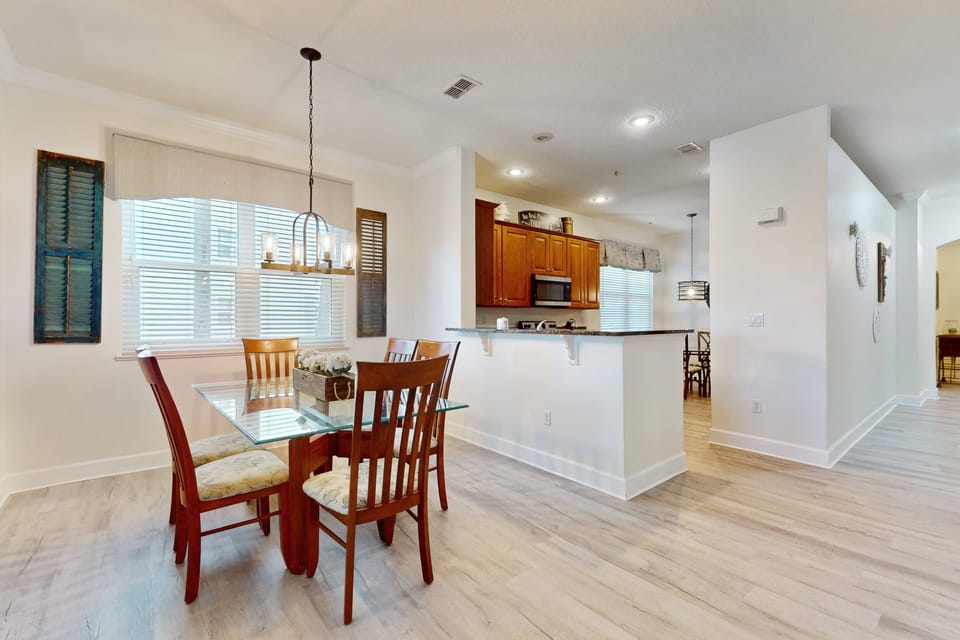Condo, Multiple Beds, Hot Tub (A Wave From It All) | 3 bedrooms, individually decorated, individually furnished, bed sheets