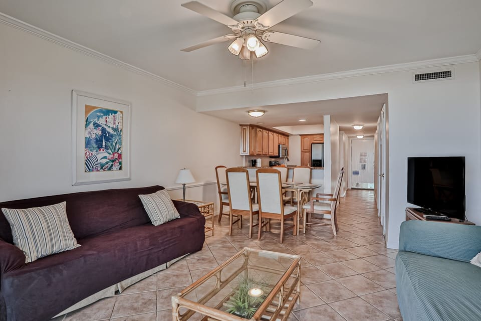 House, Multiple Beds, Patio, Ocean View (Four Winds Oceanfront Condo) | Living area