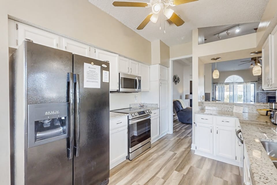 House, Multiple Beds, Patio, Garden View (The Healing Haven) | Private kitchen
