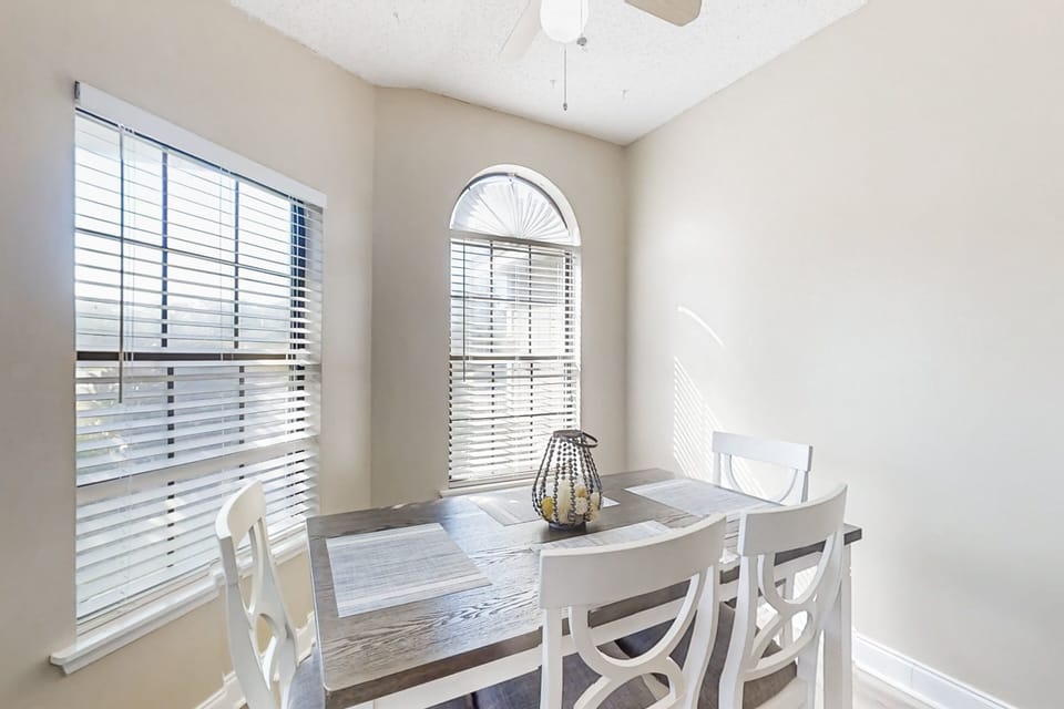 House, Multiple Beds, Patio, Garden View (The Healing Haven) | 3 bedrooms, individually decorated, individually furnished, bed sheets