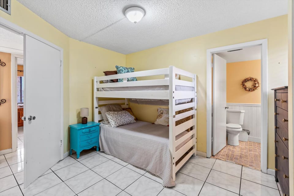 Condo, Multiple Beds, Pool Access, Ocean View (Beachside Haven) | 2 bedrooms, individually decorated, individually furnished, bed sheets