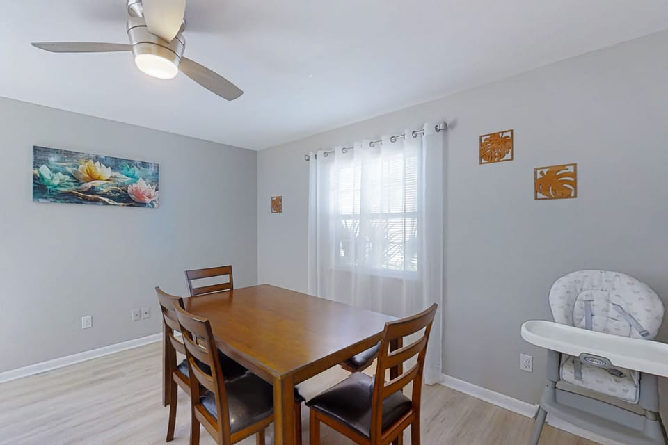 House, Multiple Beds, Pool Access, Pool View (Pristine Palms) | 3 bedrooms, individually decorated, individually furnished, bed sheets
