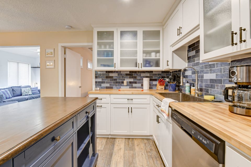 Condo, Multiple Beds, Patio (Golf Villa Getaway) | Private kitchen