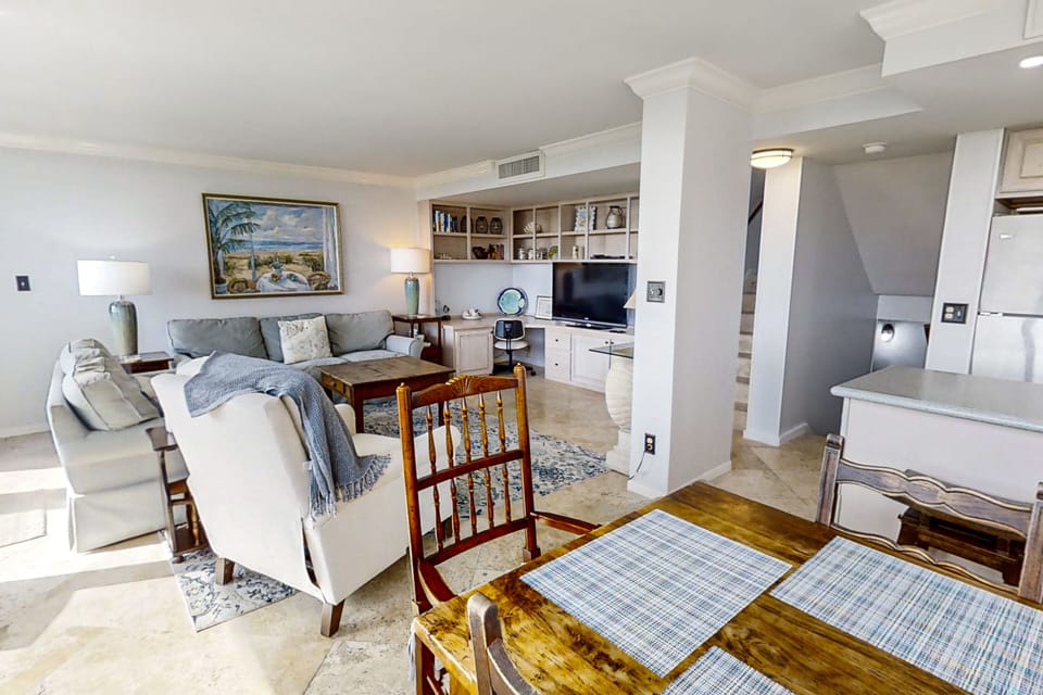 Condo, Multiple Beds, Patio, Ocean View (1129 Beach Walker) | Living area