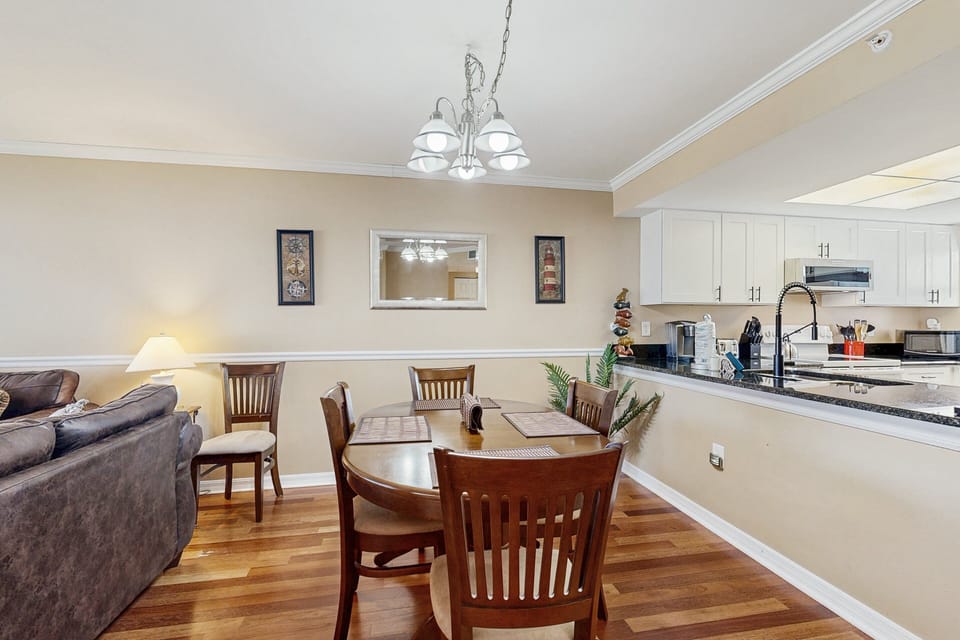 Condo, Multiple Beds, Hot Tub, Pool View (Ocean Village L15) | 2 bedrooms, individually decorated, individually furnished, bed sheets