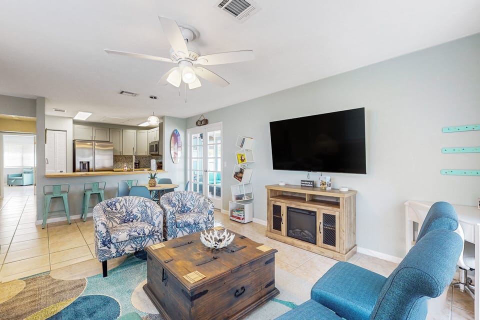 House, Multiple Beds, Patio, Garden View (Bradmore Casitas A & B) | Living area