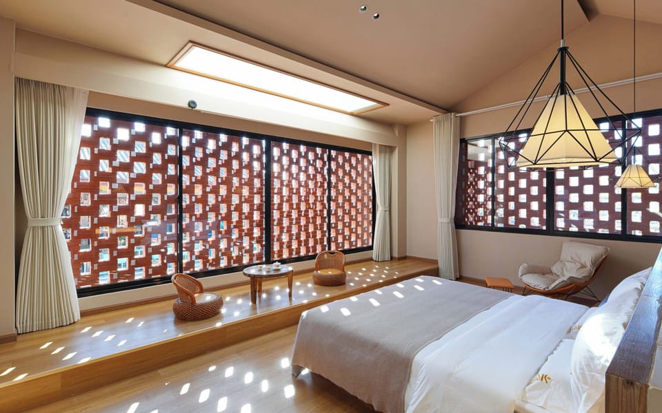 Family Studio Suite | Down comforters, blackout drapes, soundproofing, WiFi (free)