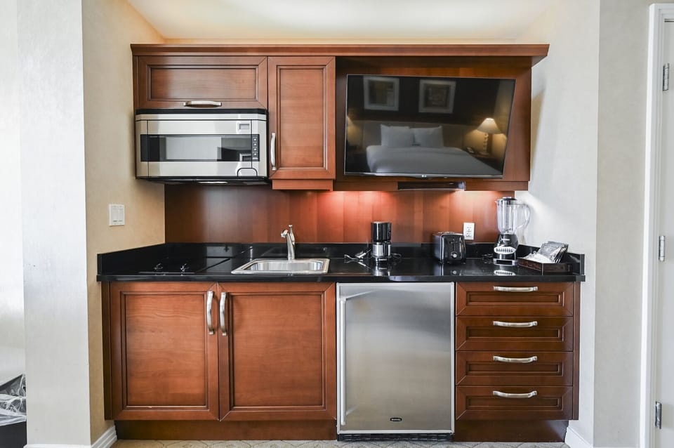 Kitchenette