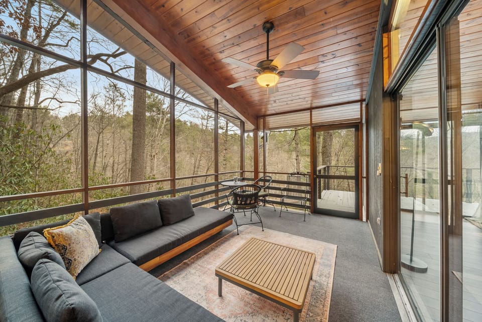Relaxing Screened-In Porch