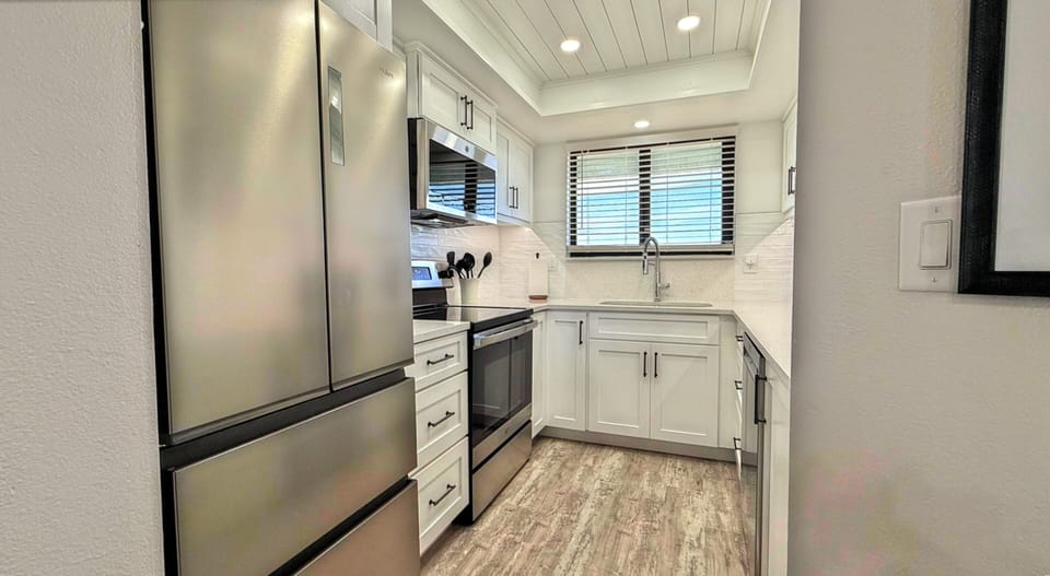 Jeff and Gina Properties - Ocean Trillium 401 (OT401) - New Smyrna Beach - 1 Bedroom - 1 Bathroom - Atlantic Ocean - Waterfront - Beach Front