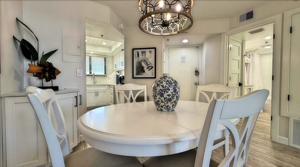 Jeff and Gina Properties - Ocean Trillium 401 (OT401) - New Smyrna Beach - 1 Bedroom - 1 Bathroom - Atlantic Ocean - Waterfront - Beach Front