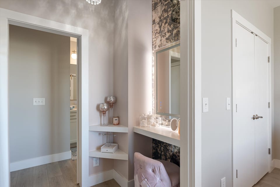 With vanity for your beauty queens