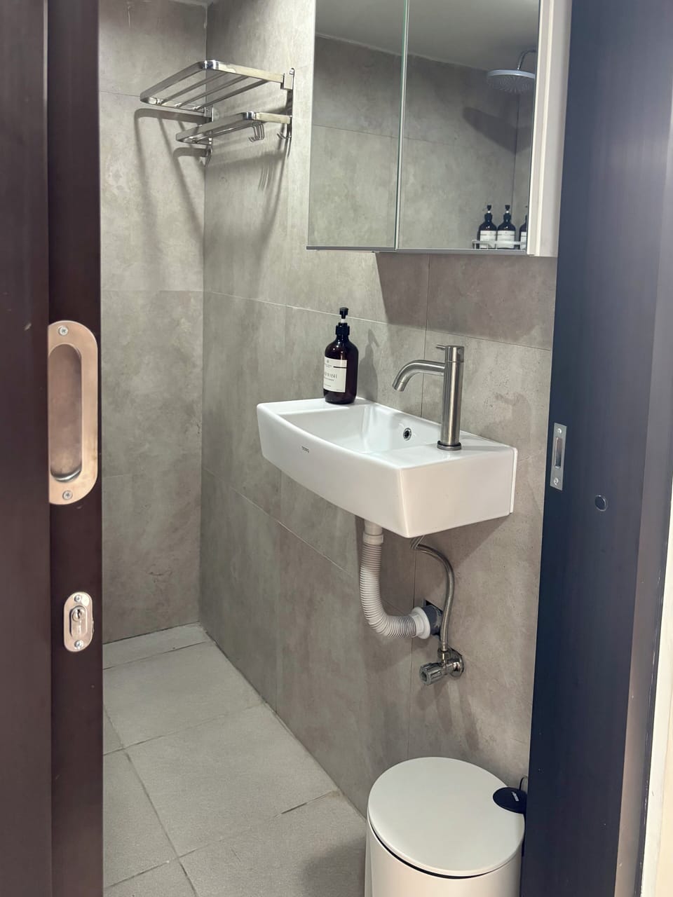 Standard Double Room, Non Smoking, Garden View | Bathroom | Shower, towels, soap, shampoo