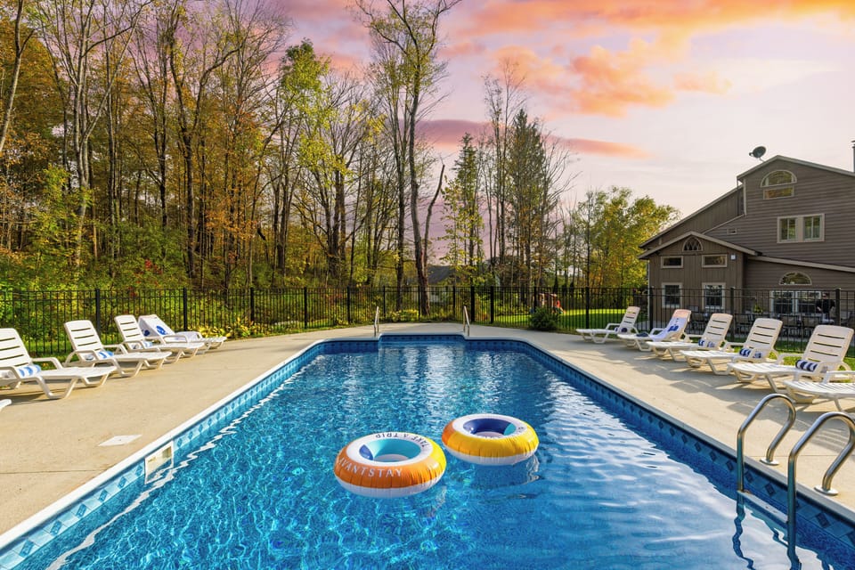 Dive into sunny days and sunshine bliss.