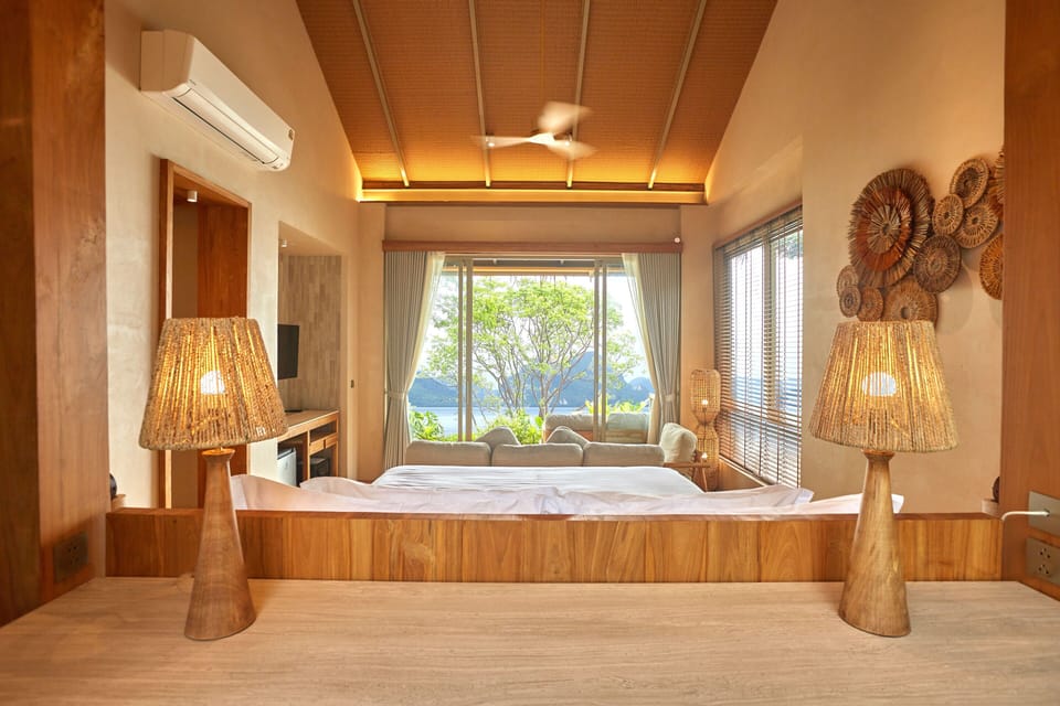 Ocean Front Pool Villa | Premium bedding, in-room safe, laptop workspace, free WiFi
