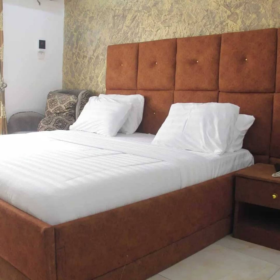 Junior Room, Balcony, City View | Desk, laptop workspace, blackout drapes, soundproofing