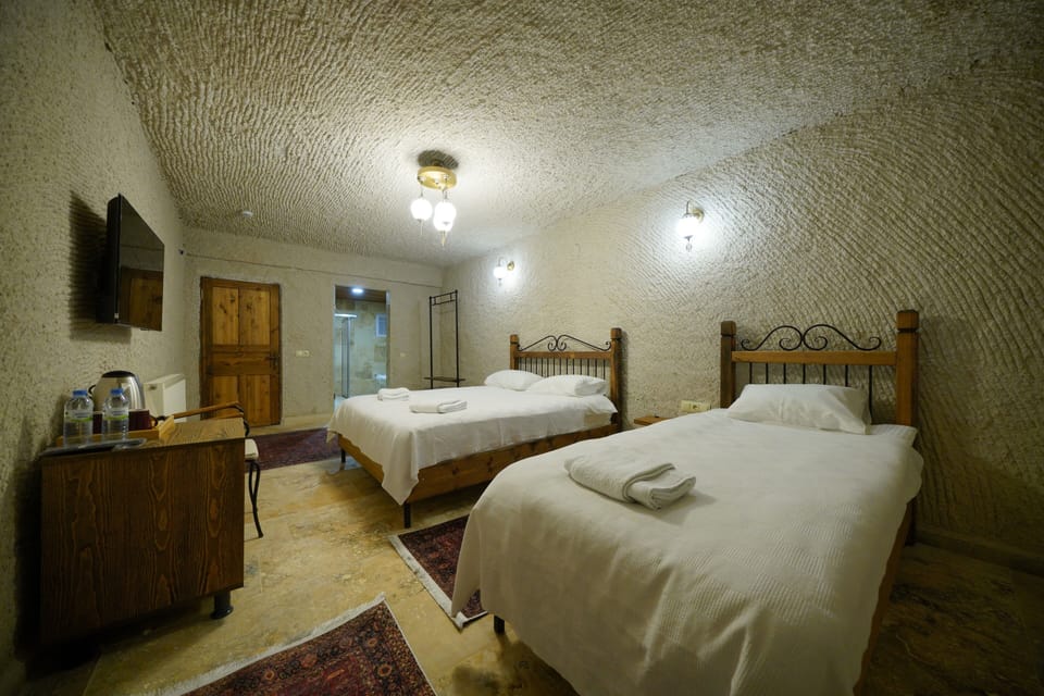 Family Suite | Laptop workspace, free WiFi