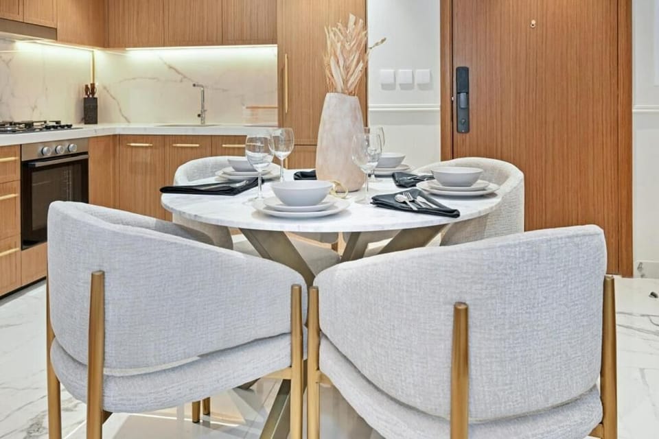 Apartment, Balcony | Dining