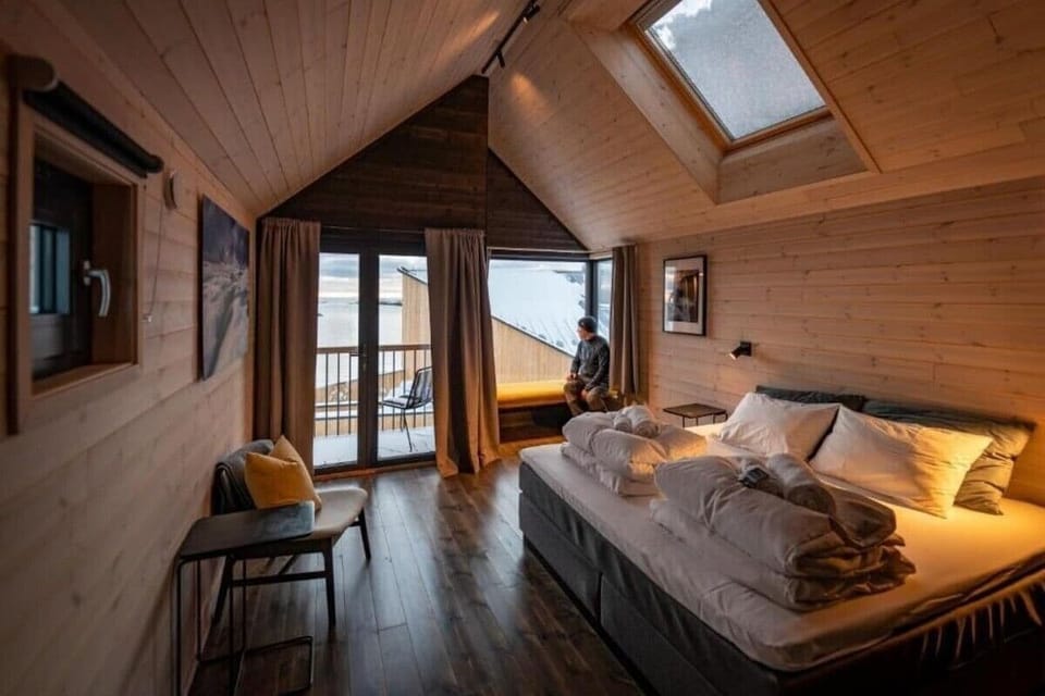 Hattvika Hillside | Free WiFi, bed sheets