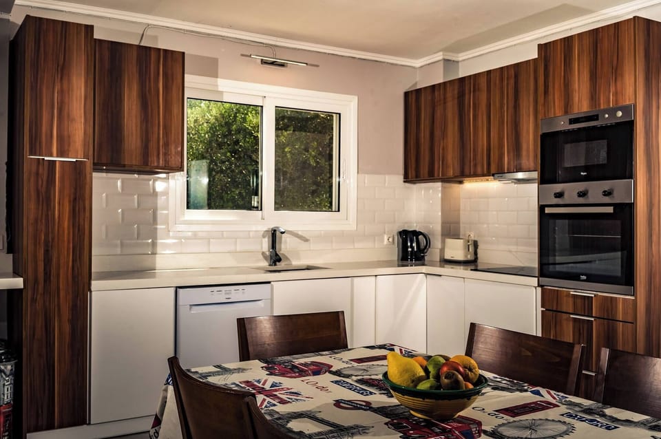Villa, 2 Bedrooms, Smoking, Private Pool | Interior