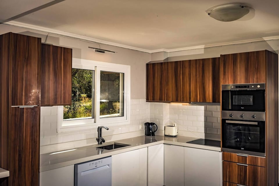 Villa, 2 Bedrooms, Smoking, Private Pool | Interior