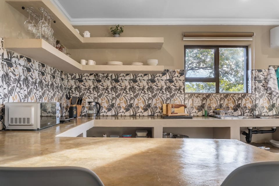 Luxury House, Pool View | Private kitchen | Full-size fridge, microwave, stovetop, cookware/dishes/utensils