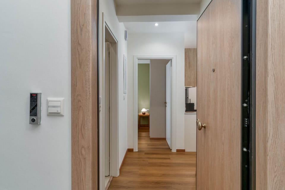 Private entrance hallway leading into the apartment