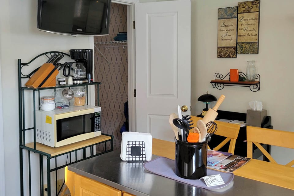 Apartment (0 Bedroom) | Interior