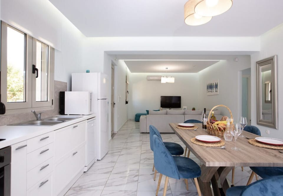 House | 11 bedrooms