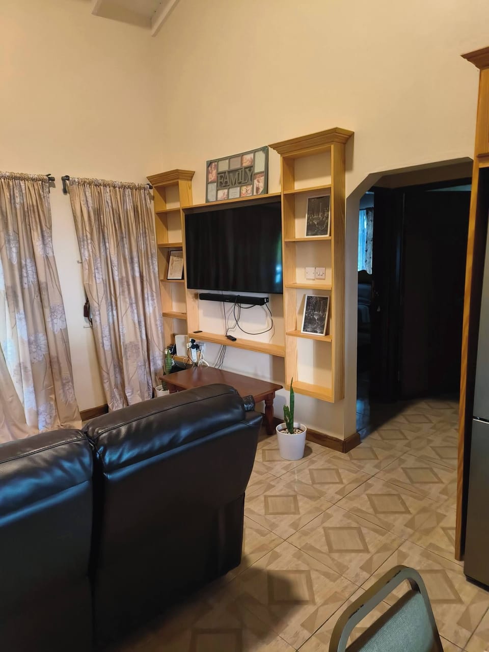 House, 2 Bedrooms, Accessible, Balcony | Living area